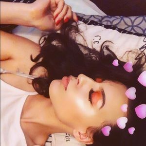 Meet your Posher, Sky